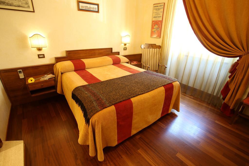 Bed and Breakfast Al Colonnato Di San Pietro à Rome Extérieur photo