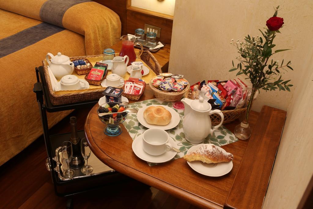 Bed and Breakfast Al Colonnato Di San Pietro à Rome Extérieur photo
