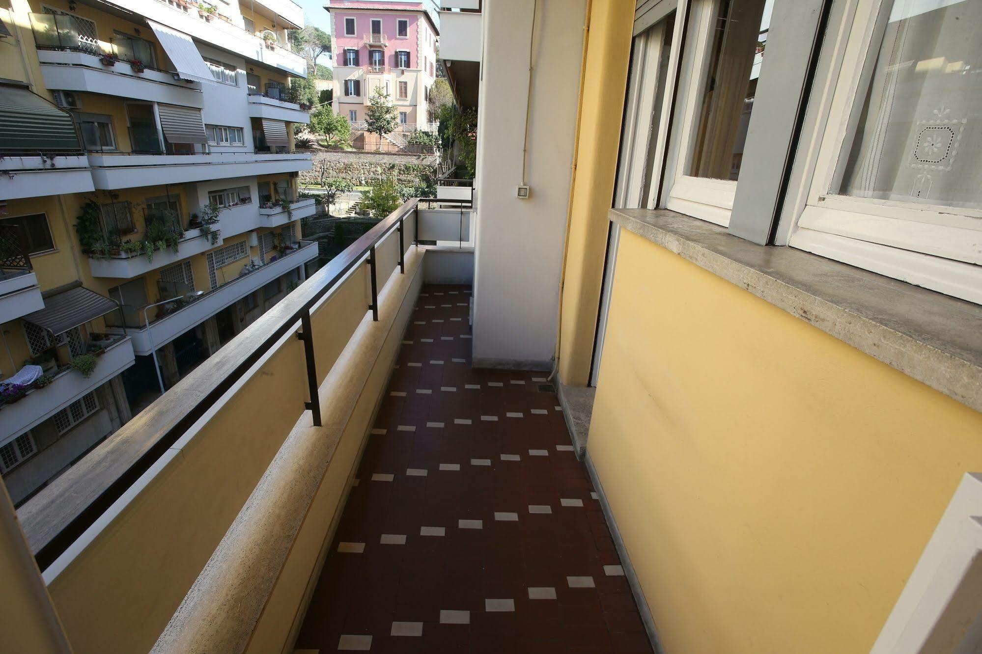 Bed and Breakfast Al Colonnato Di San Pietro à Rome Extérieur photo